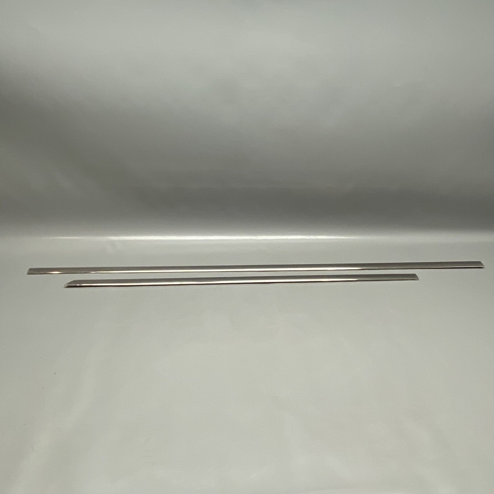 BENTLEY CONTINENTAL FLYING SPUR DOOR CHROME TRIM LEFT FRONT REAR 2006-2011 OEM