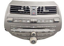 2008-2012 HONDA ACCORD AM/FM RADIO RECEIVER MP3 DISC PLAYER W/ CLIMATE CONTROL