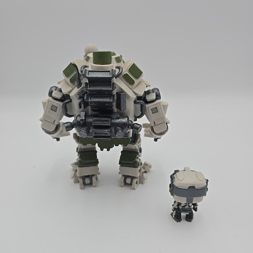 Funko Pop Titanfall 2 Atlas Mech Pilot inklusive 2016 - Bild 3 von 7