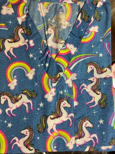 SCRUB TOP TALLAS XS, S, M, L, XL RAINBOW UNICORN DENIM LOOK NWT ENFERMERA MÉDICA - Imagen 11 de 15