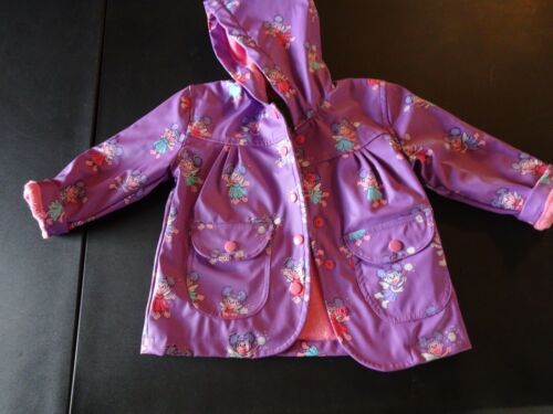 Adorable Raincoat Sz 1 Little Girl Lavender by SESAME STREET HATLEY Hooded Rain - Foto 1 di 8
