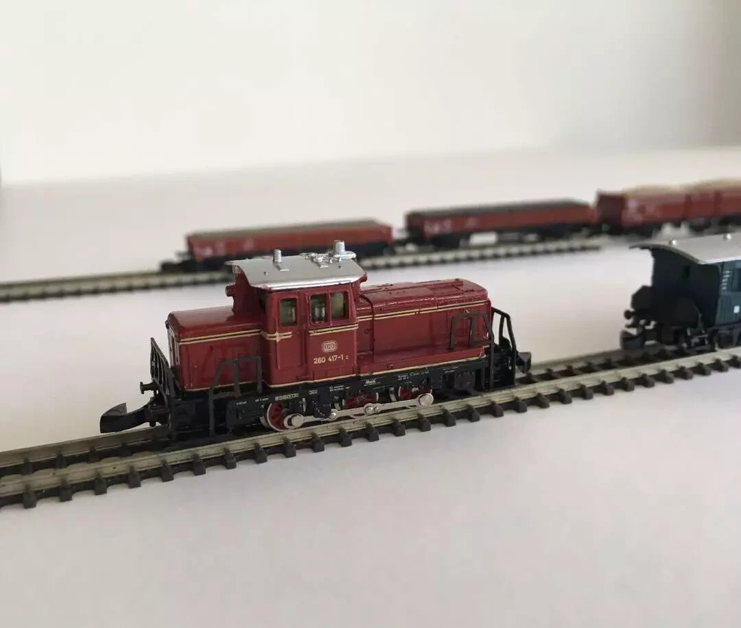 Märklin Mini-Club 8103 Db 260 Locomotive 7-Car Set org box