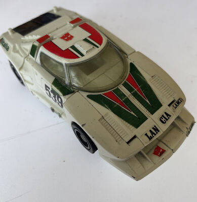 Trafo G1Wheeljack Figur nur Hasbro Takara Spoiler fehlt rissige Reifen