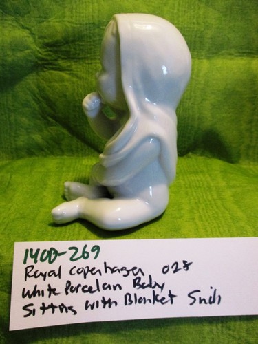 Royal Copenhagen White Porcelain Infant Baby Sitting with Blanket #028(1400-269) - Picture 4 of 7