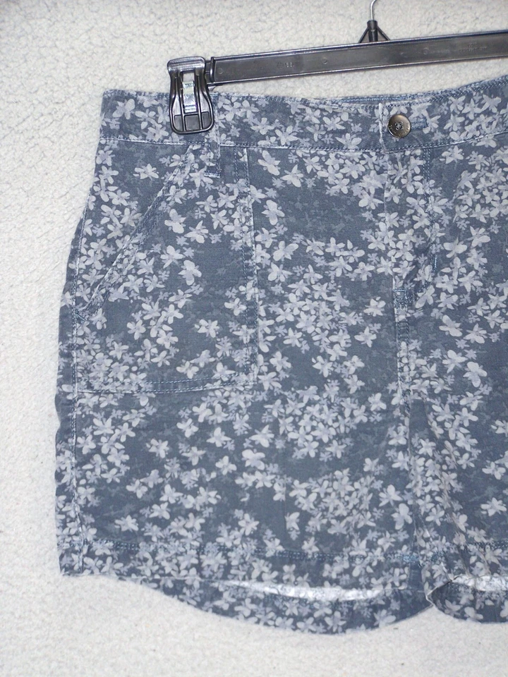 Pantalones Cortos Calvin Klein Mujer 32 Cintura 6 Gris Floral Verano Algodón Exterior Damas Foto 2 de 4