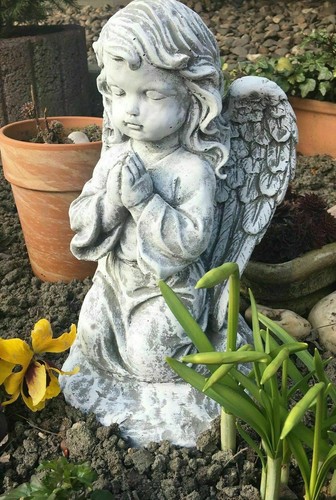 Steinfigur großer Engel kniend frostfest wetterfest Gartenfigur Grabschmuck Grab - Bild 2 von 5