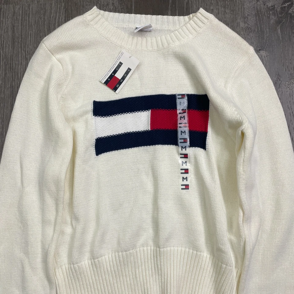 Novo com etiquetas Tommy Hilfiger Suéter Masculino Pulôver Gola Redonda Malha Logotipo Marfim Tamanho M - Imagem 2 de 4