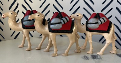 VTG 3 Plastic Camels For Nativity Scene