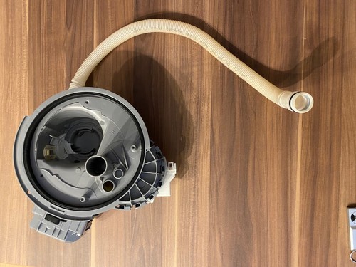 Heizpumpe und Ablaufpumpe  aus Bosch  SMS25AW03E/01 Geschirrspüler