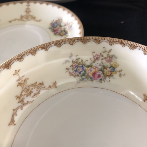 Set 6 ciotole e piattini brodo vintage MEITA CHINA con bordo oro DIPINTI A MANO - Foto 18 di 24