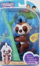 Fingerlings Baby Sloth/Kingsley " I React to Touch, Motion  40  Sounds" Age 5 