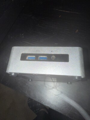 Intel NUC NUC5i5MYHE  Core i5 -- 16GB RAM -- NO HARD DRIVE/NO OS