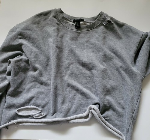 forever 21 sweater Grey Size Medium pull over - Picture 6 of 11