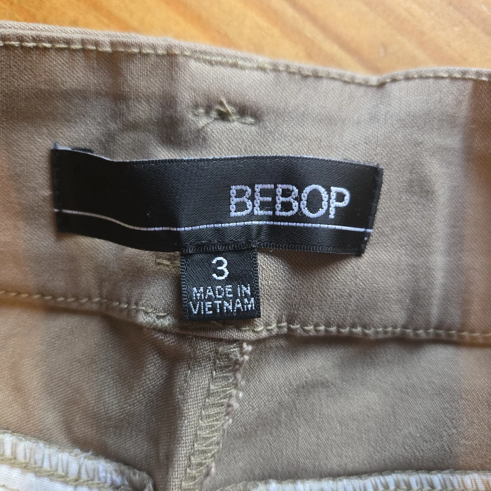 Винтажные шорты Bebop с заниженной талией для подростков размер 3 бежевые хаки эластичные микро прошитые - Изображение 3 из 4