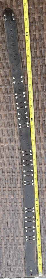 Черный винтажный кожаный ремень Joed, серебряные заклепки и винтажный размер 34-36 - Изображение 4 из 4