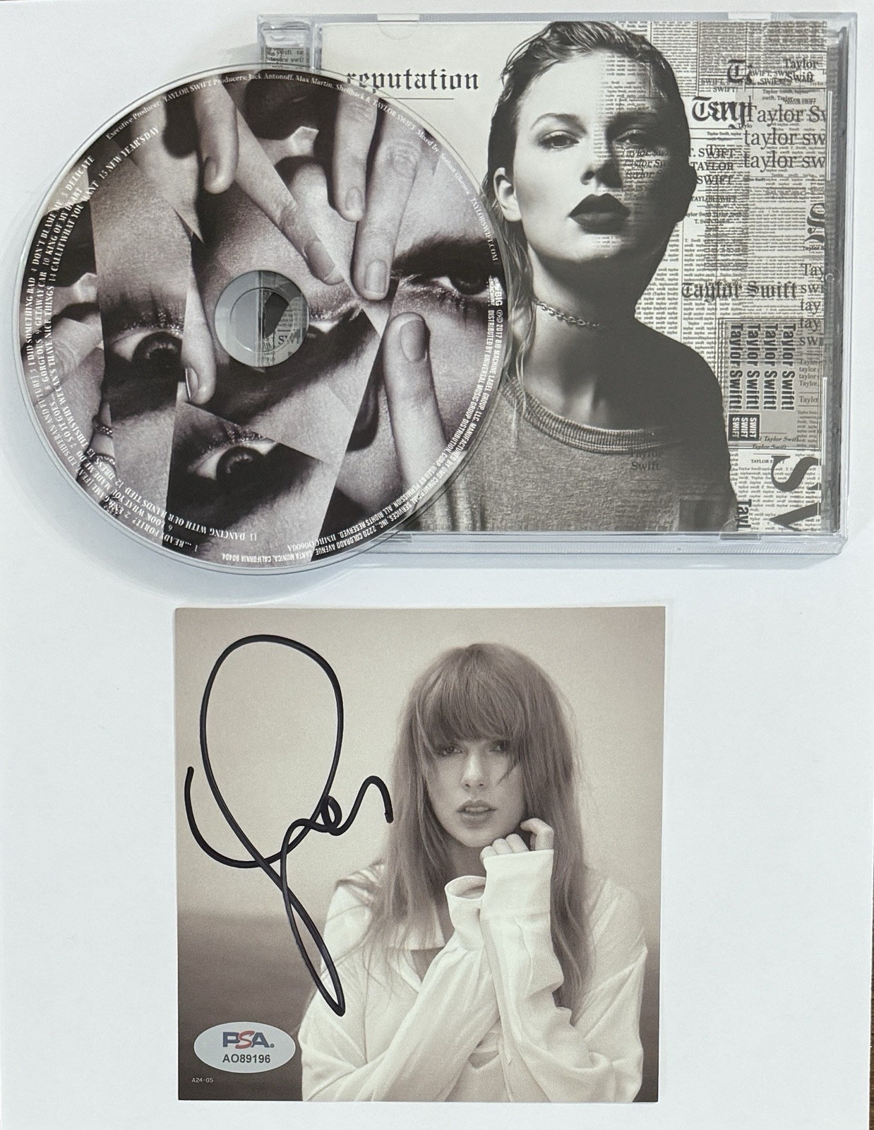 TAYLOR SWIFT Reputation CD & SIGNED Autographed HOT Sexy Photograph PSA DNA COA