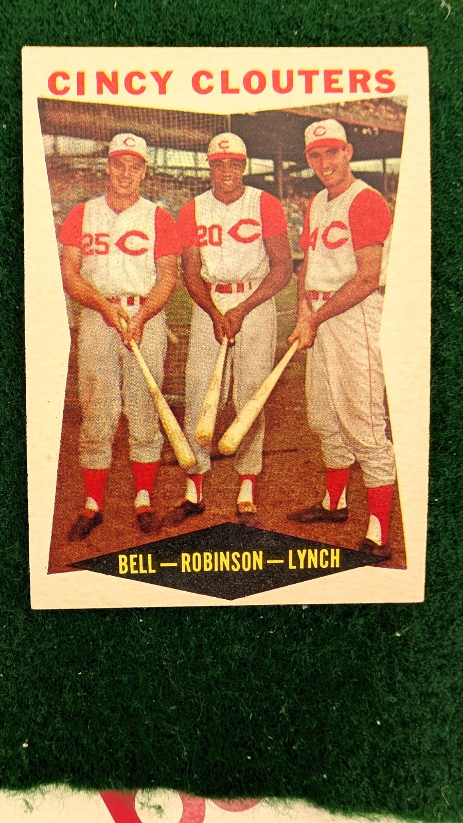 Topps 1960 #352 Cincy Clouters Robinson / Bell /Lynch EX
