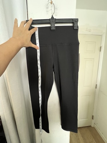 NWT ATHLETA Transcend Capri Leggings Black Size Medium Tall Workout Activewear - Picture 5 of 16