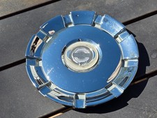 2005-2006 Chrysler 300 Wheel Center Cap 04895801aa Chrome Oem