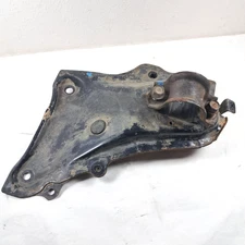 1987-1991 Toyota Camry Wagon Front RIGHT Strut/Sway Bar Stabilizer Bracket OEM