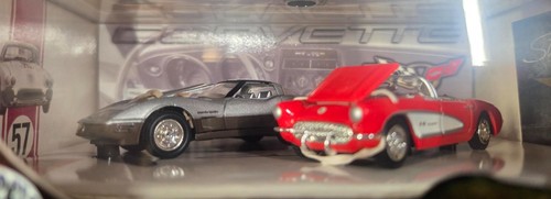 100% Hot Wheels Chevy Corvette 50th Anniversary Diecast 2 car set lot of 2 boxs - Picture 2 of 6