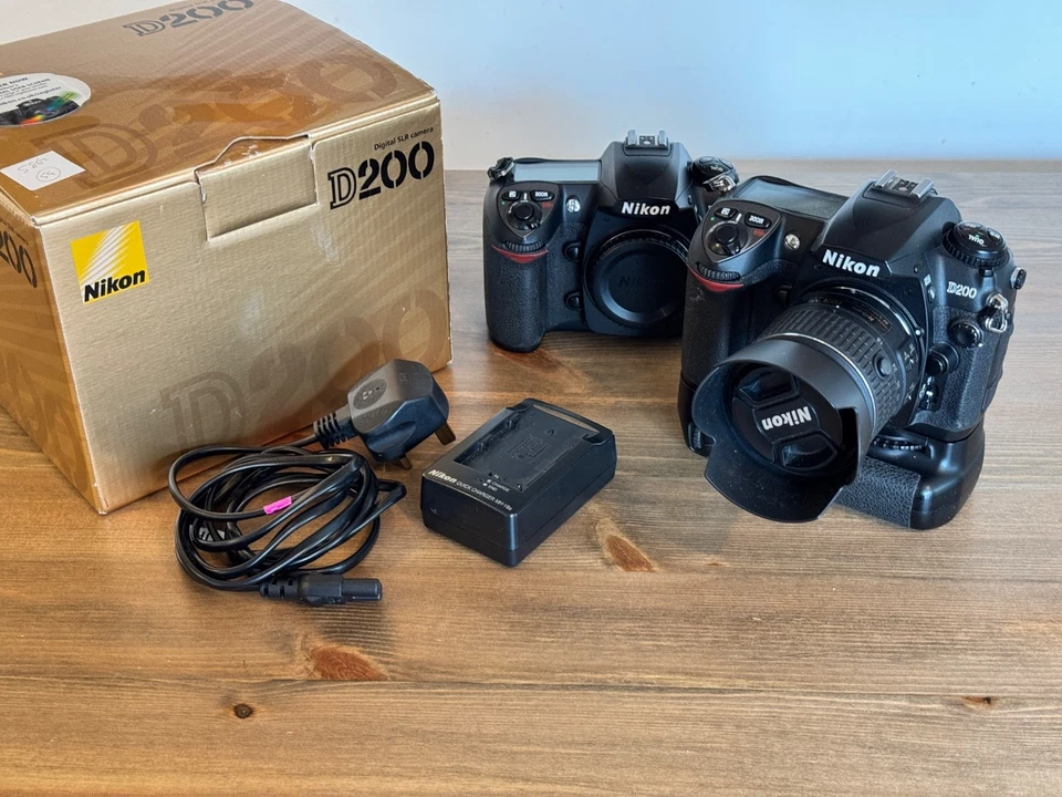 Nikon D200, photo 1 of 5