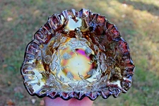 ANTIQUE MILLERSBURG STRAWBERRY WREATH CARNIVAL CRIMPED TRI-CORNER BOWL- AMETHYST