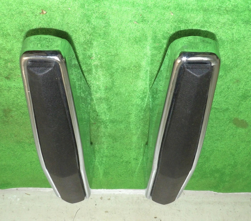 Ford F100 1978 1979 F150 F250 F350 Bronco Nuevo de Lote Antiguo Cromo Parachoques Delantero Protectores y Almohadillas Foto 2 de 4