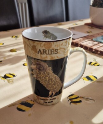 Widder Sternzeichen Mit Liebe aus Zypern superfein Porzellan große Tasse Souvenir