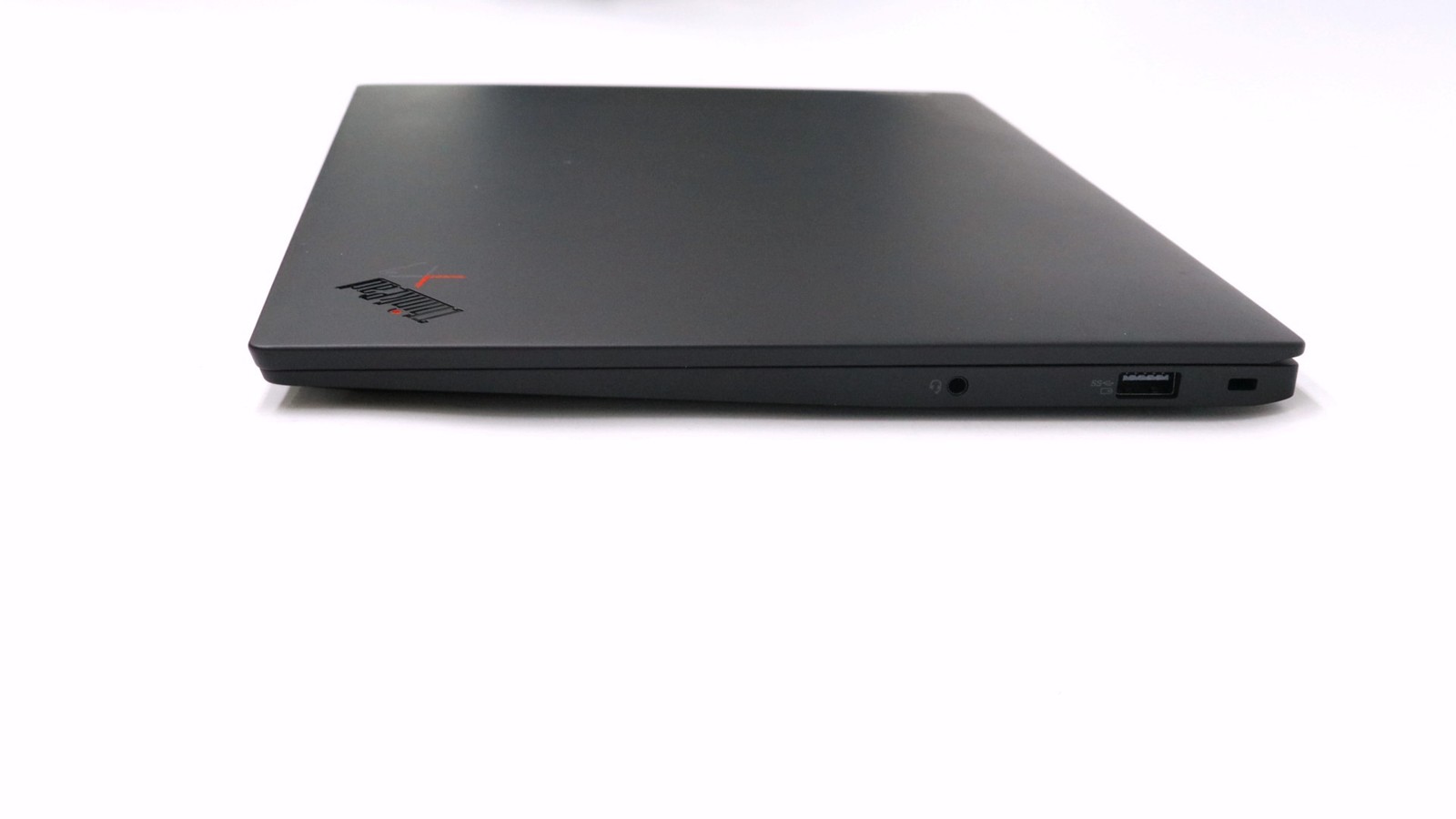 Lenovo ThinkPad X1 Carbon Gen 11, 14-Inch Laptop, with 13TH GEN INTEL(R) CORE(TM) I7-1355U, 512GB NVMe, Windows 10 Pro