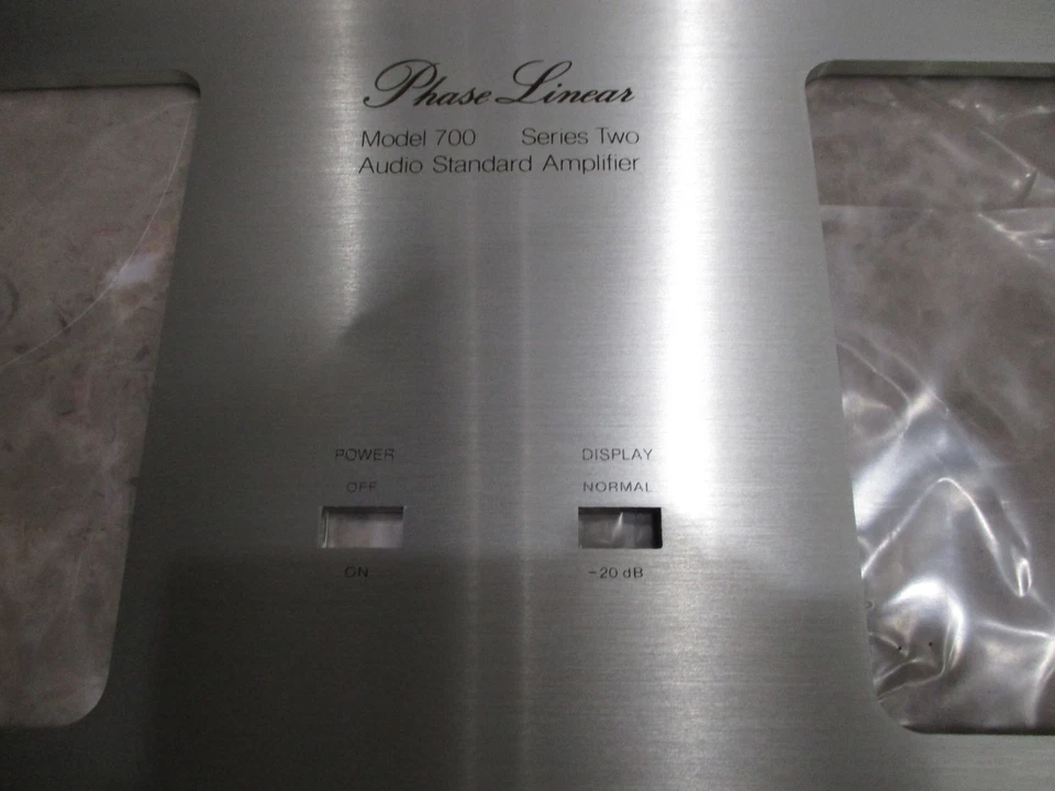 Phase Linear 700 Series II Verstärker Face Plate - Bild 2 von 4