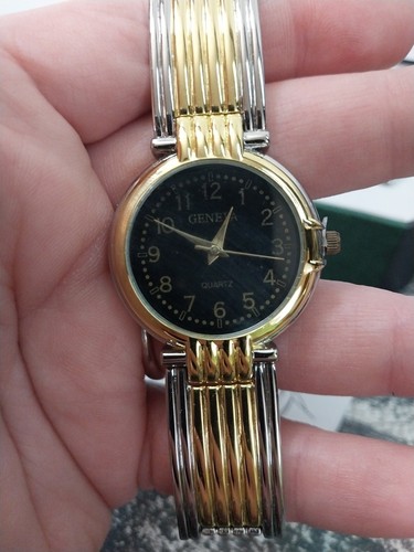 Geneva Wrist Watch Classic Collection His And Hers Quartz Mens Womens Two Tone - Picture 6 of 12