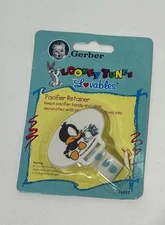 1994 Gerber Baby Looney Tunes Lovables Pacifier Daffy Duck Retainer Clip NIP