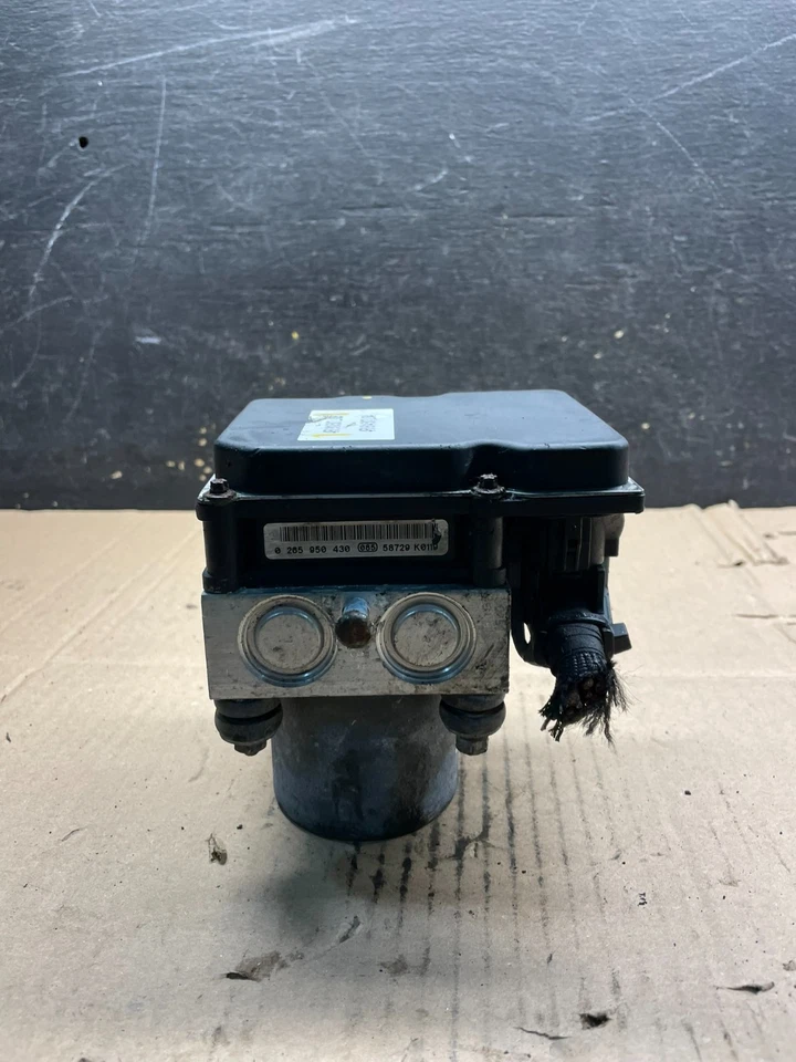 2006 to 2010 Audi A4 ABS Anti-Lock Brake Pump 8e0614517a OEM V1983 DG - Image 2 of 4