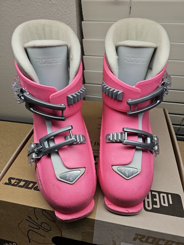 Roces Idea Up Adjustable Kids Ski Boots White Light PINK Size 13Jr - 3 - Picture 8 of 12