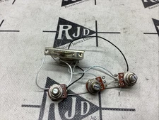 EMG Strat Short Split Shaft Pot CTS Set 25k Harness 5 Way Switch