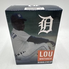 Top 10 Lou Whitaker Baseball Cards 18
