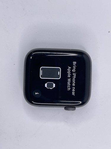 Apple Watch Series 4 Nike+ 44 mm GPS Space Grey Aluminum Case Good Condition - Picture 3 of 21
