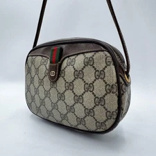 Excellent condition GUCCI Old Gucci Shoulder Bag GG From Japan
