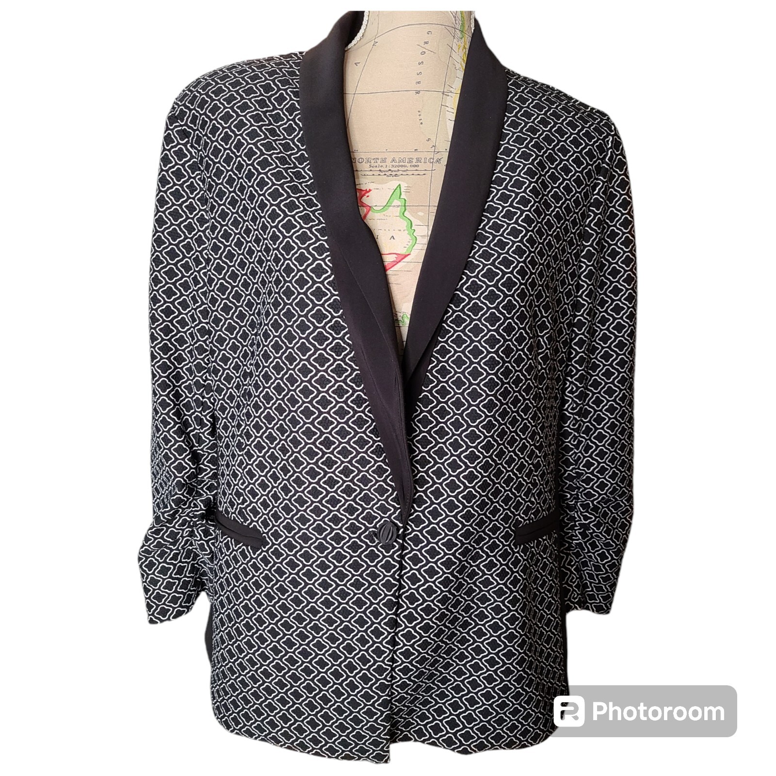 CARTISE Black White Quatrefoil Motif Blazer Size … - image 1