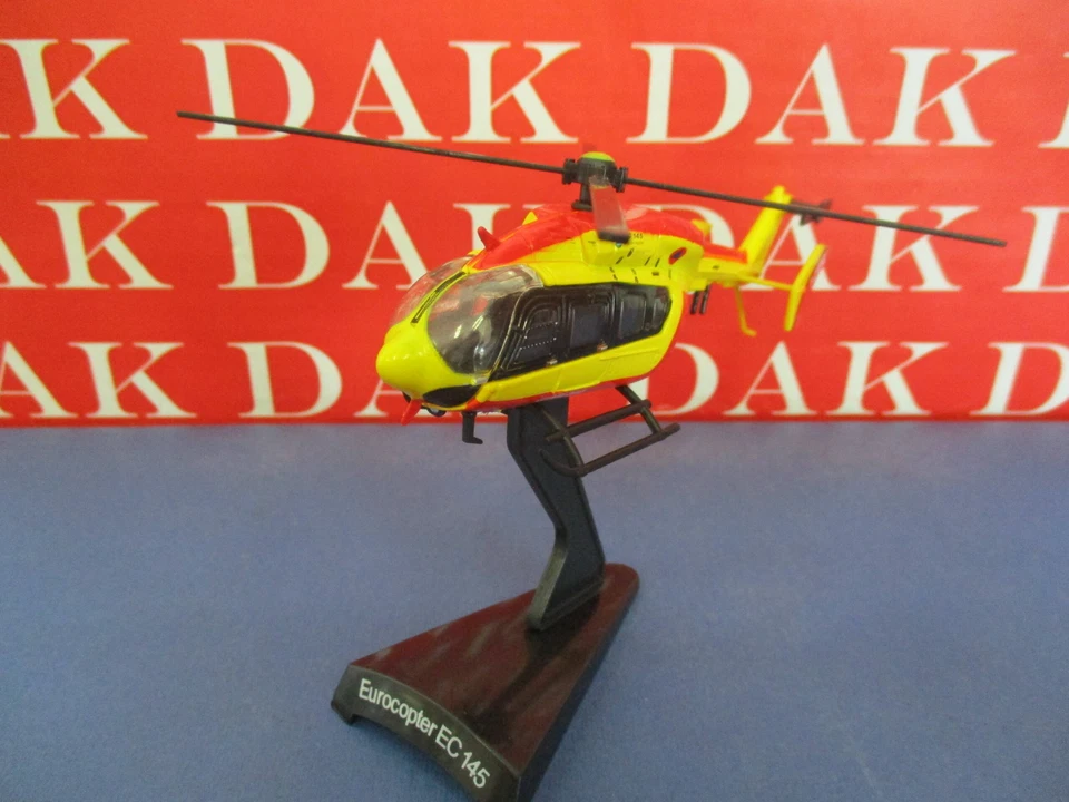 Die cast 1/90 Pompieri Feuerwehrmann Eurocopter EC145 by Del Prado - Immagine 2 di 4
