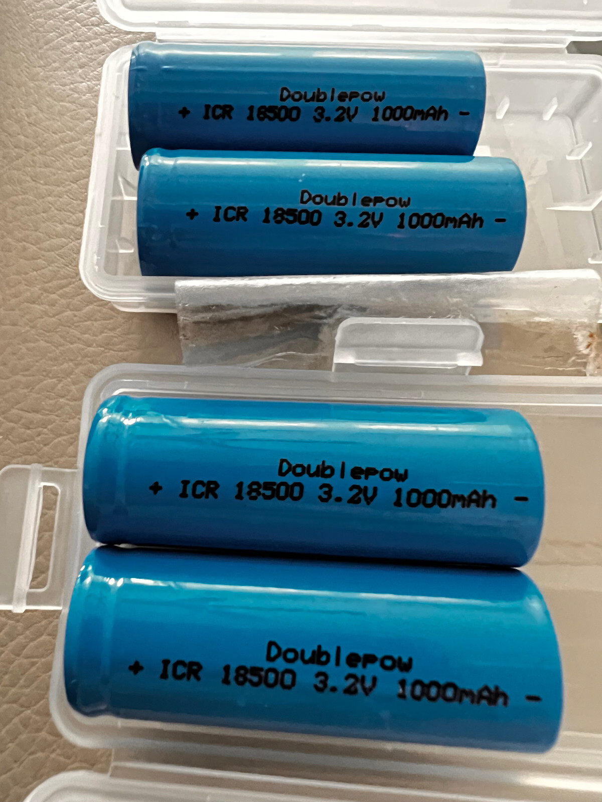 4 Batteries + ICR 18500 3.2V 1000mAh Double ePOW-image