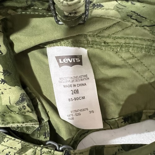 Tute in denim mimetico Levi's per bambini neonato bavaglini chiusura a scatto inserto 24M. - Foto 4 di 11