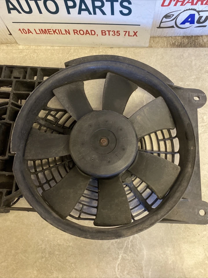 Juego de ventiladores de radiador Ssangyong Rexton difusor A005159 61R0027 61R0026 5821008050 Foto 2 de 4