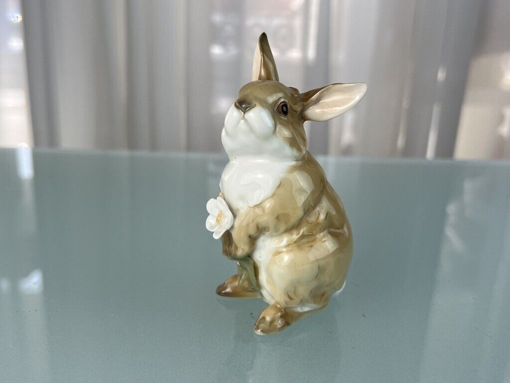 Hutschenreuther Porcelain Figure Rabbit 11 cm 1st Choice Top Hutschenreuther Porcelain Figure Rabbit 11 cm 1st Choice Top