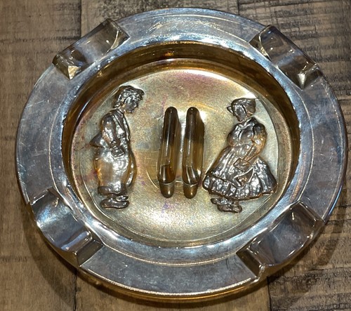 Dutch Boy And Girl Ashtray Marihold Carnival Glass Holland Ashtray Orange - Picture 2 of 7