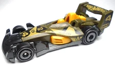 2024 HOT WHEELS RACE DAY HW-4-TRAC #4 GREEN CAMO DIECAST 2 7/8" RACE CAR YELLOW