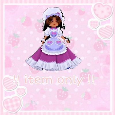 Royale High Sugar Dough set   ! Item only no code !