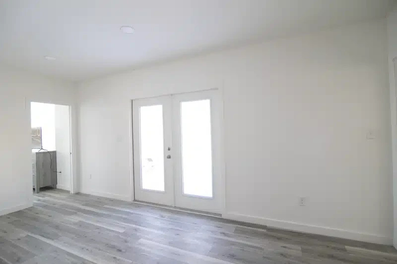 Shipping Container Home - 1280 sq ft, 3 bed 2story with perpendicular cantilever - thumbnail 9