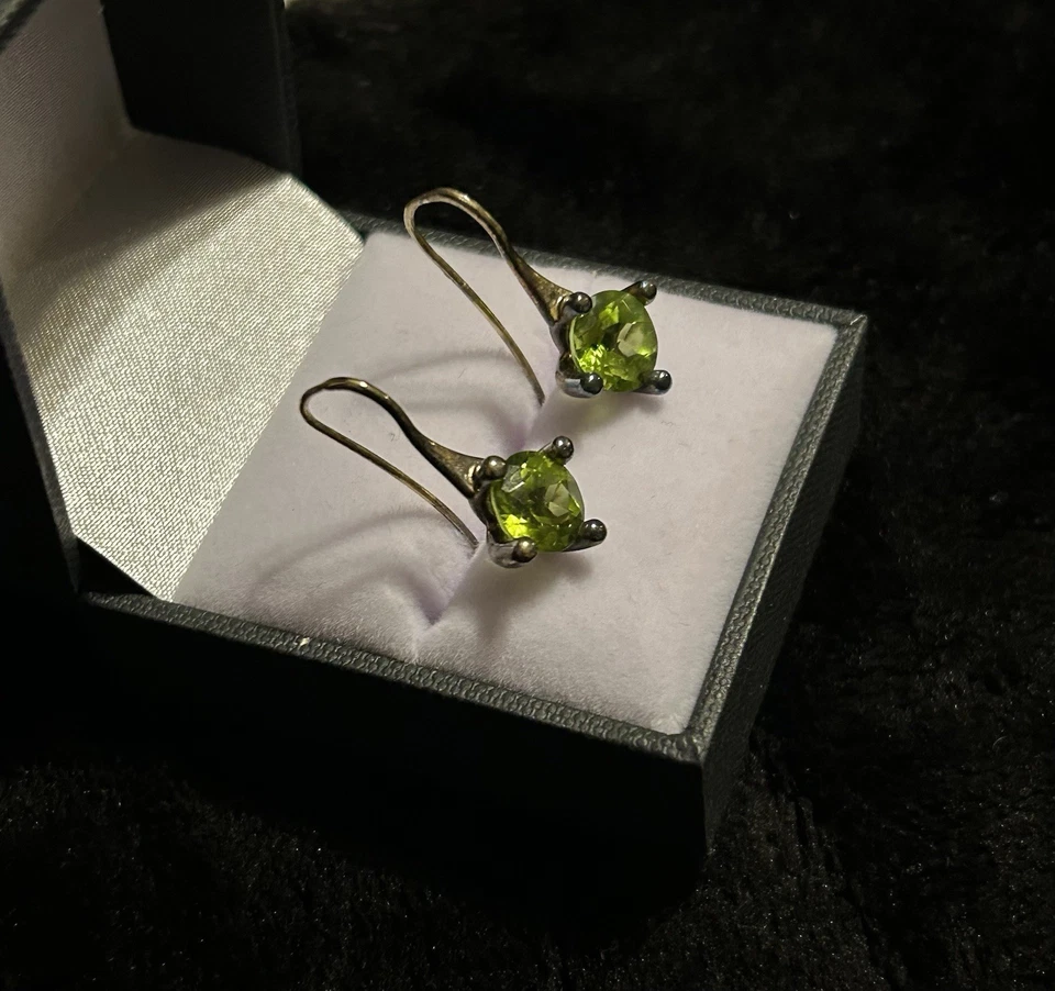 Brincos de prata esterlina com corte redondo simulado peridoto pedra do nascimento agosto 1”, 3,7 G - Imagem 2 de 4